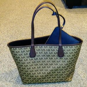 Reversible Michael Kors Tote